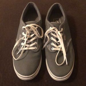 Woman’s VANS shoes